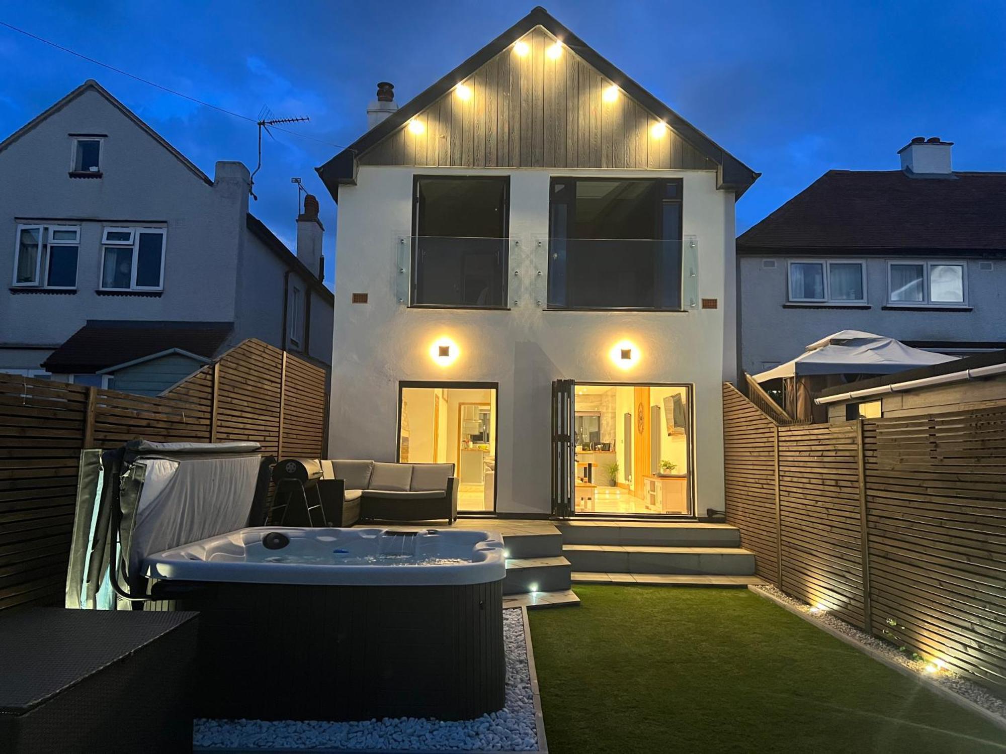 הרן ביי Broadway Beach Home With Hot Tub מראה חיצוני תמונה