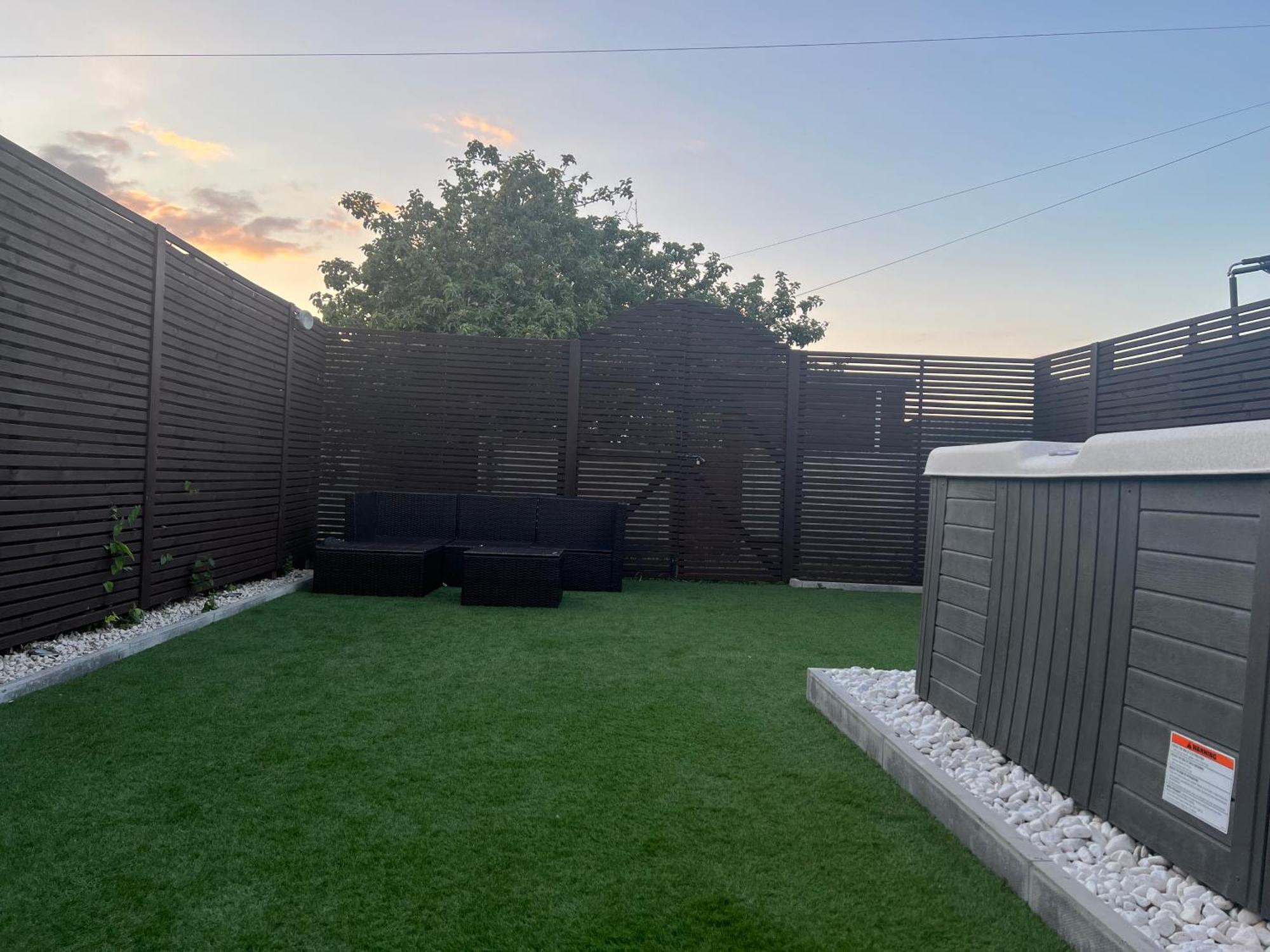 הרן ביי Broadway Beach Home With Hot Tub מראה חיצוני תמונה